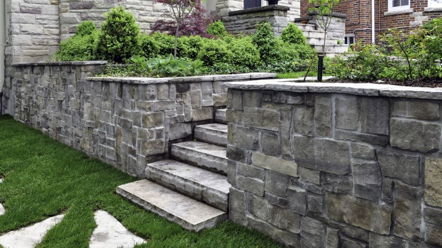 Alba Pro Construction LLC's Retaining Wall Services